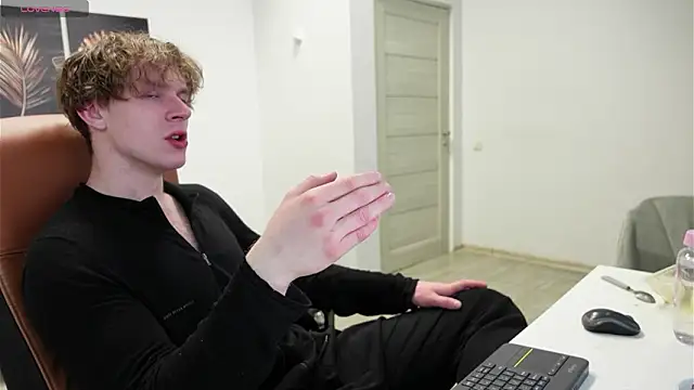 Charles Dreams online show from March 16, 2026, 3:14 am