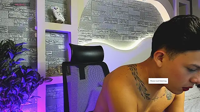 Valentino moretti online show from November 26, 2025, 12:38 pm