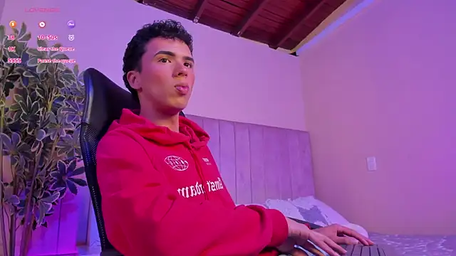 Snapshot of Seab_trooy chatting on November 24, 2025, 4:23 am Seab trooy online show from November 24, 2025, 4:23 am