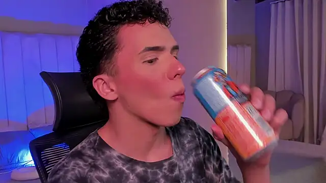 Seab trooy online show from February 8, 2026, 10:40 pm