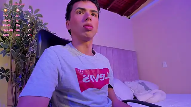 Snapshot of Seab_trooy chatting on November 25, 2025, 4:13 am Seab trooy online show from November 25, 2025, 4:13 am