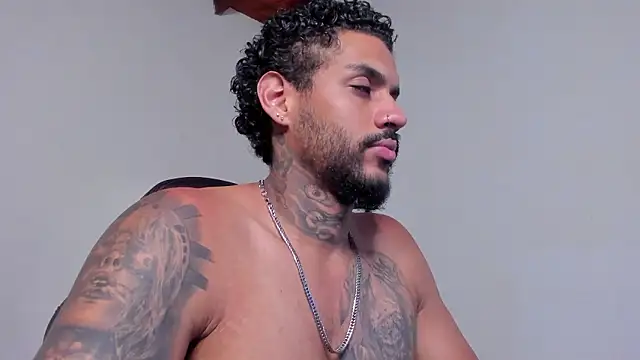 LuigiVitale 1 online show from March 8, 2026, 2:04 am