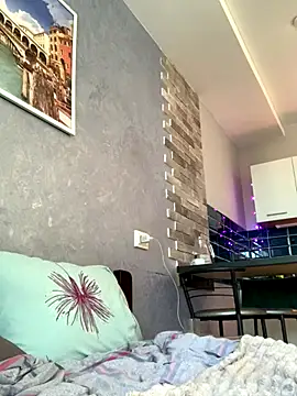 AlisaRain online show from November 14, 2025, 1:04 pm