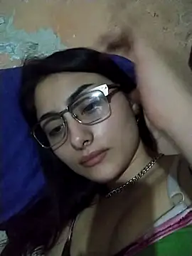 Snapshot of Guarnerstyle chatting on November 16, 2025, 11:59 am Guarnerstyle online show from November 16, 2025, 11:59 am