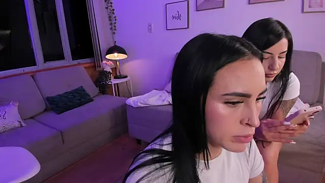 Linda  fiore online show from February 7, 2026, 5:04 am