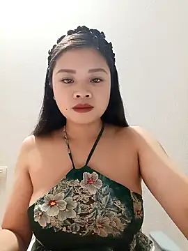 Snapshot of sara-xx chatting on February 28, 2026, 2:44 am sara-xx online show from February 28, 2026, 2:44 am