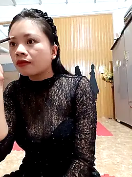 Snapshot of sara-xx chatting on February 5, 2026, 2:18 am sara-xx online show from February 5, 2026, 2:18 am