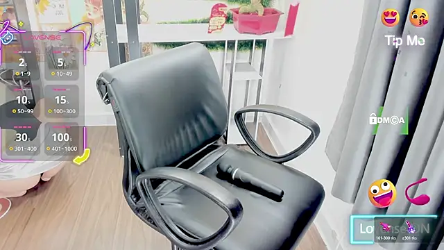 Snapshot of Hali_Sweetgirl chatting on February 14, 2026, 1:17 am Hali Sweetgirl online show from February 14, 2026, 1:17 am