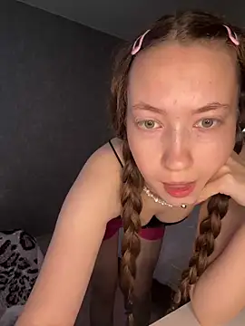 Holy Poly online show from March 5, 2026, 5:37 am