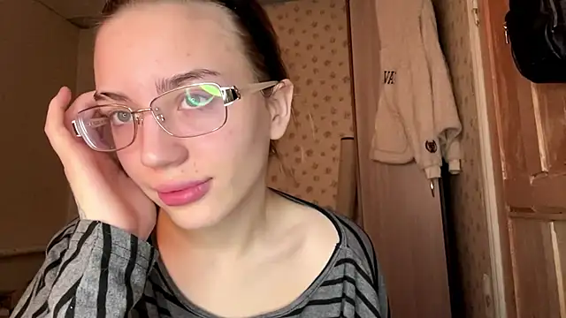 MelaineAytes online show from January 9, 2026, 11:06 am