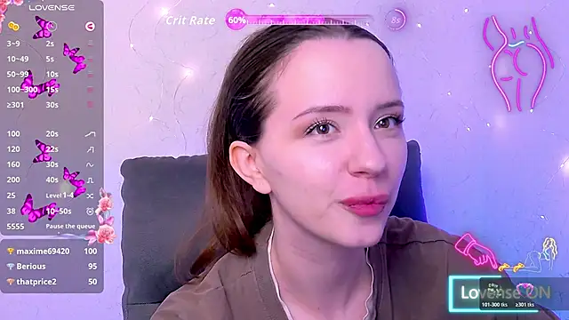 BellaVelure6767 online show from May 15, 2026, 11:47 pm