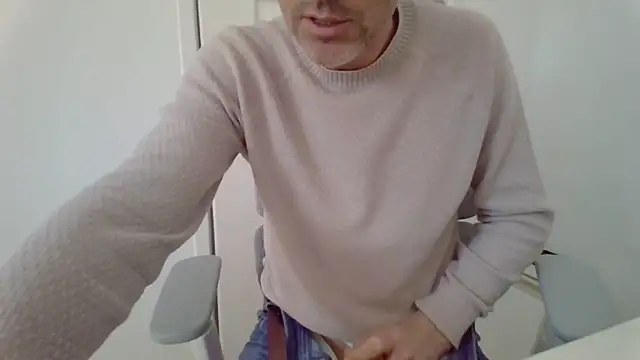 Brandonn1989amateur online show from April 1, 2026, 12:28 pm