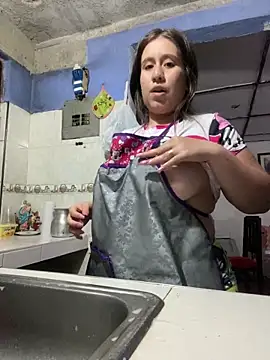 Scarlett Noire outdoors online show from November 23, 2025, 7:02 pm