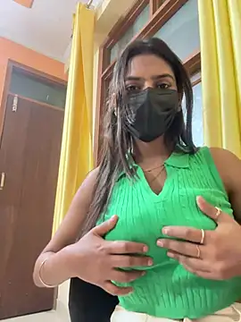 sexyayeshadesi online show from February 10, 2026, 4:28 pm