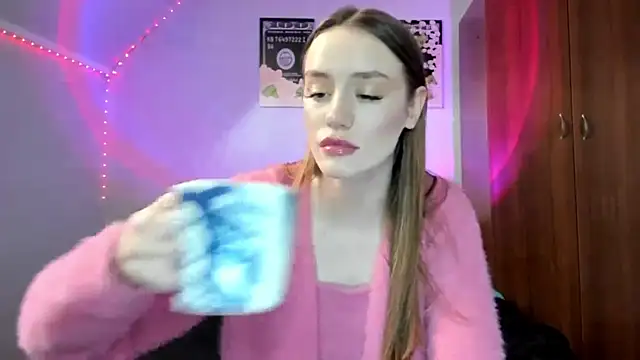 tinyglow online show from December 22, 2025, 6:52 pm