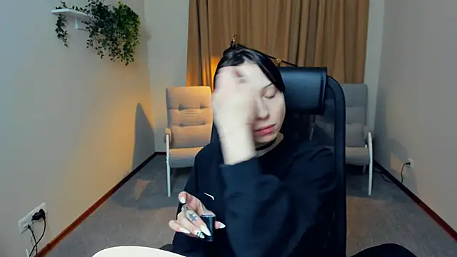 EthelynSeiler online show from November 19, 2025, 2:50 pm