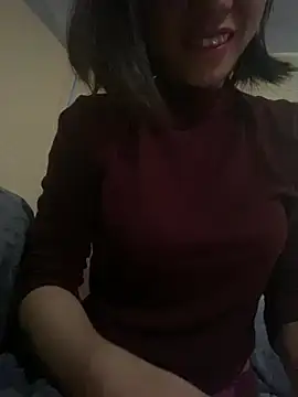 Snapshot of Trangbabylove chatting on June 12, 2026, 3:15 am Trangbabylove online show from June 12, 2026, 3:15 am