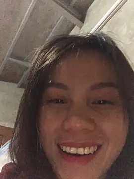 Trangbabylove online show from March 11, 2026, 4:23 pm