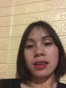 Trangbabylove online show from February 10, 2026, 3:11 pm