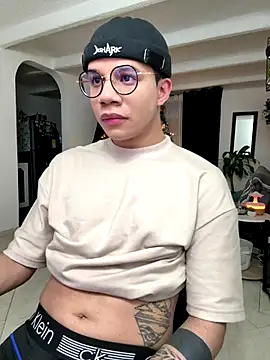 MarcoKostov online show from November 25, 2025, 2:45 am