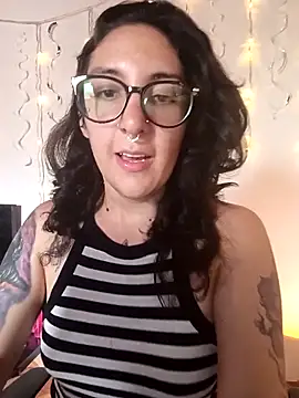 Melinerd online show from December 22, 2025, 5:13 pm