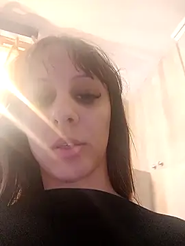 cleopatravodos online show from March 24, 2026, 2:17 pm