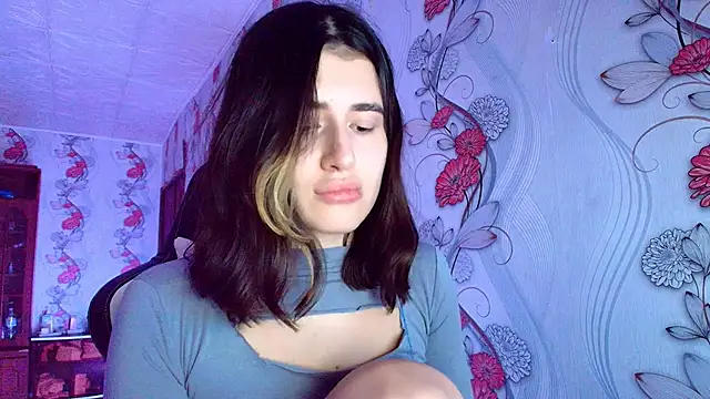 KristinaScott online show from January 15, 2026, 3:04 pm