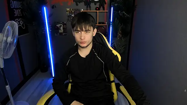 AlejandroEllias online show from January 12, 2026, 6:09 am