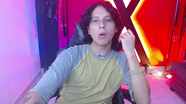 alan dominat online show from November 27, 2025, 12:33 am