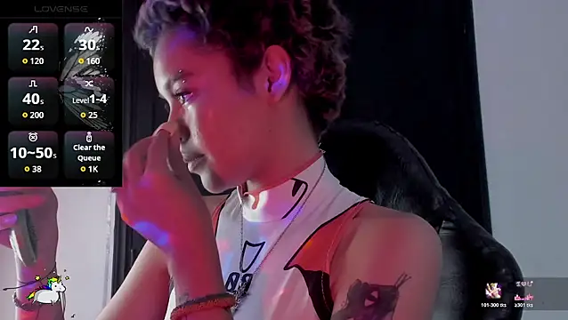 Anny Kiitty online show from February 4, 2026, 9:32 pm