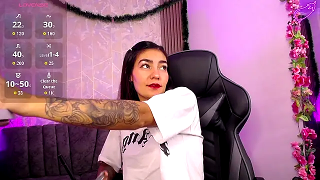 Tiny Mooore1 online show from November 20, 2025, 11:11 am