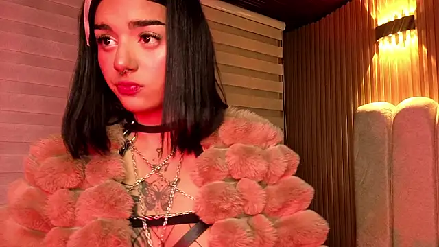 Milu carbajal x online show from May 31, 2026, 3:56 am