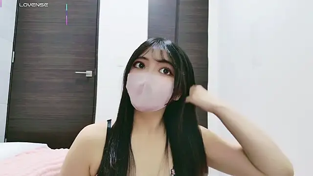 Snapshot of --Sui-- chatting on November 22, 2025, 12:43 am --Sui-- online show from November 22, 2025, 12:43 am