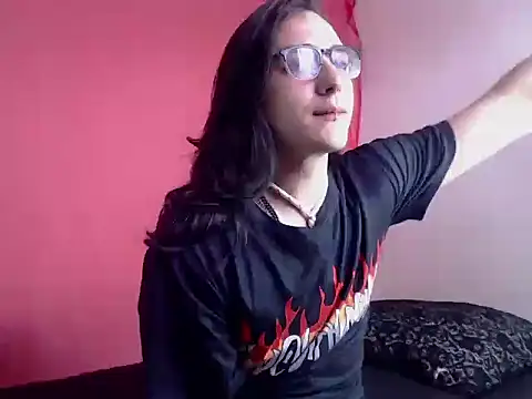 Snapshot of Amoneth_Xx chatting on November 25, 2025, 7:58 pm Amoneth Xx online show from November 25, 2025, 7:58 pm