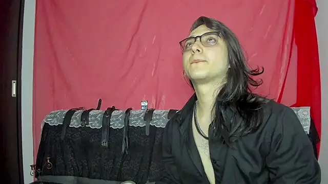 Snapshot of Amoneth_Xx chatting on November 19, 2025, 8:31 pm Amoneth Xx online show from November 19, 2025, 8:31 pm