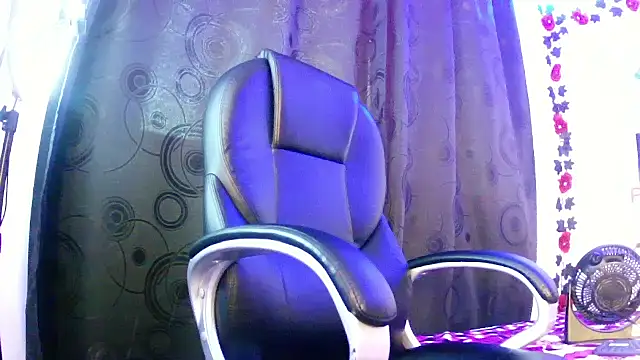 Snapshot of katerin2686 chatting on November 24, 2025, 7:47 pm katerin2686 online show from November 24, 2025, 7:47 pm