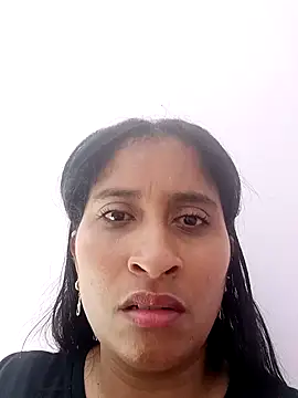 CarolinaNavas33 online show from March 25, 2026, 9:14 pm