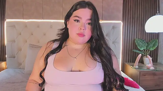 Martina croww online show from November 21, 2025, 3:05 am