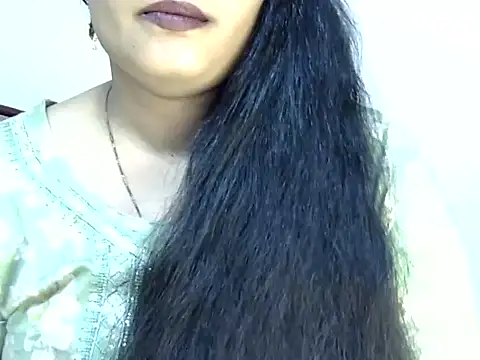 Muskan Jha online show from April 20, 2026, 1:24 pm