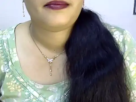 Snapshot of Muskan_Jha chatting on June 18, 2026, 1:37 am Muskan Jha online show from June 18, 2026, 1:37 am