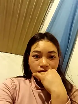  Su-Su  online show from February 7, 2026, 11:57 pm