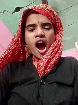 Snapshot of Pxrani chatting on November 28, 2025, 6:24 am Pxrani online show from November 28, 2025, 6:24 am