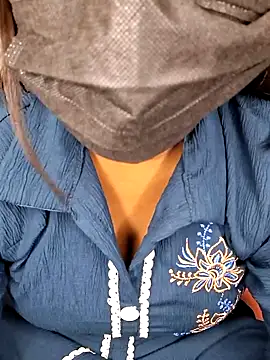 Radhika Deshmukh1 online show from November 24, 2025, 4:51 pm