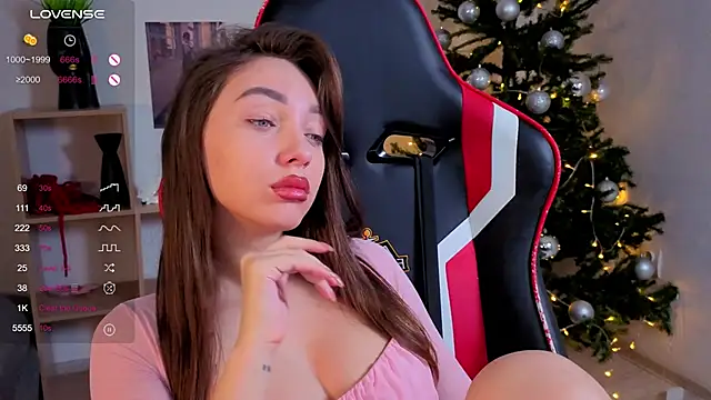 Emilia mala online show from December 20, 2025, 5:49 pm