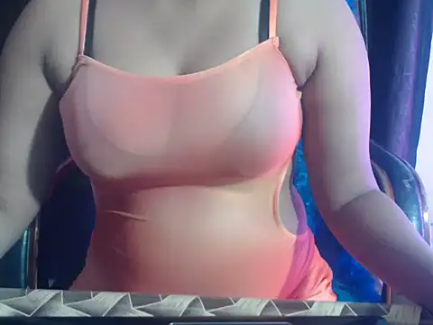 Queen Bhanu online show from December 1, 2025, 10:27 am