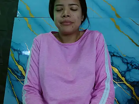 gabifisting online show from November 24, 2025, 2:06 pm