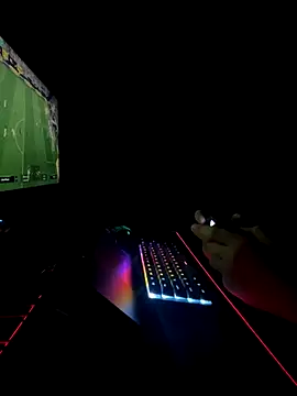 Snapshot of oIAcyber chatting on November 28, 2025, 8:42 pm oIAcyber online show from November 28, 2025, 8:42 pm