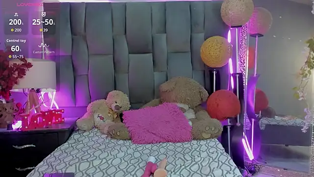 Snapshot of KatyaMonrroe chatting on January 9, 2026, 9:55 pm KatyaMonrroe online show from January 9, 2026, 9:55 pm