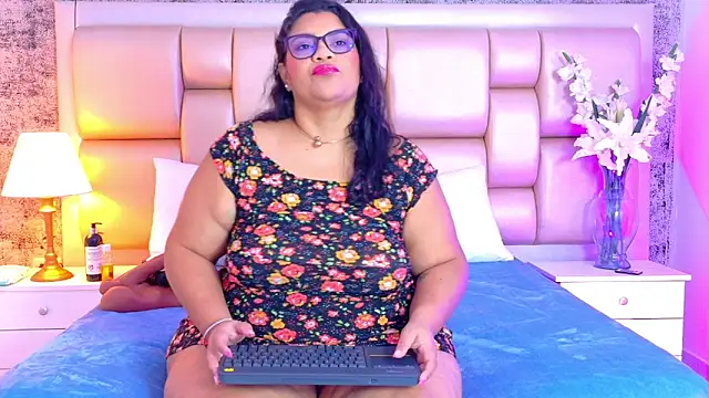 SelennaCooper online show from February 20, 2026, 11:56 am