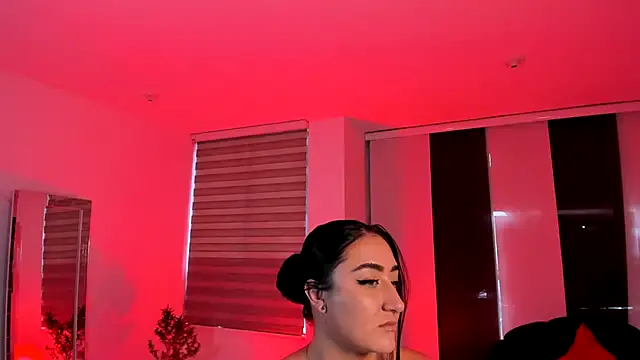 -Kennya online show from December 14, 2025, 9:42 pm